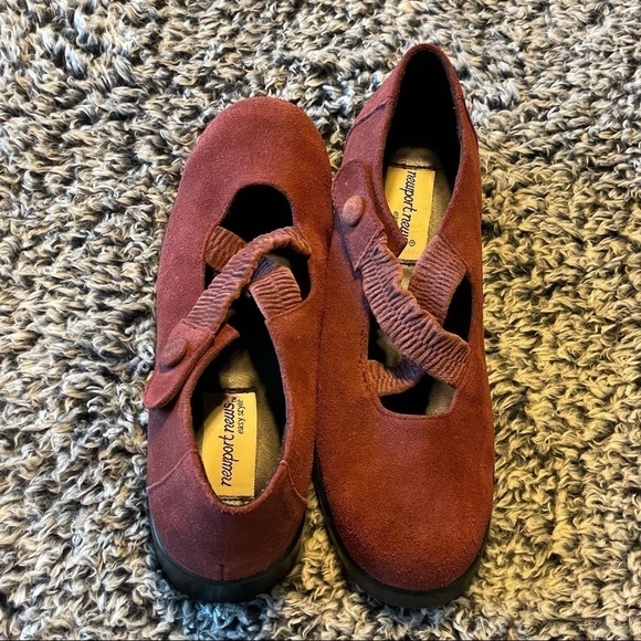 ✅HOST Pick✅ Newport News Easy Style Shoes, 8 - Picture 4 of 9